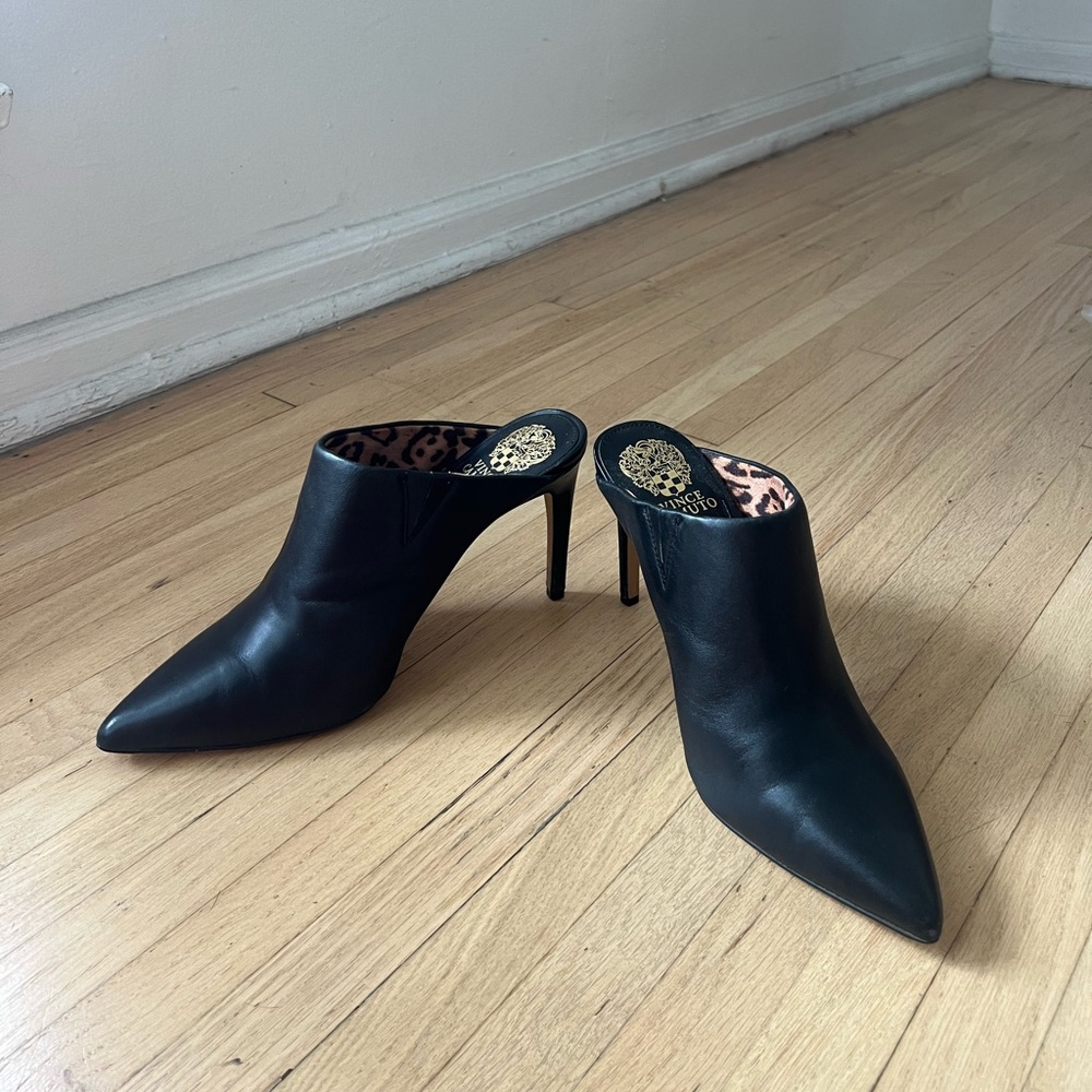 VINCE CAMUTO MULE HEELS sz 9 👠🖤